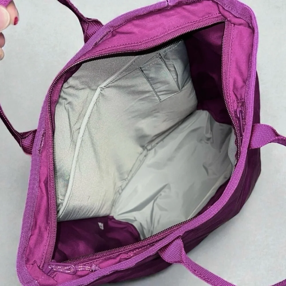 🌻NEW w/tags Fjällräven Vardag Totepack 20L (Royal Purple)